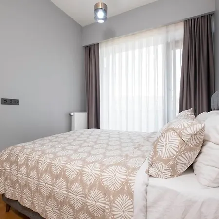 Apartment G Tower Near Metro St 07778